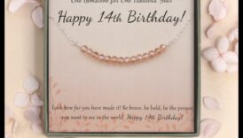 Priecīgi dārgakmeņi – vērtīga dāvana, lai varētu nosvinētu jaunas dzīves atnākšanu 3 Priecīgi dārgakmeņi: mīlestības izpausme ar ideālām dāvanām mazulim